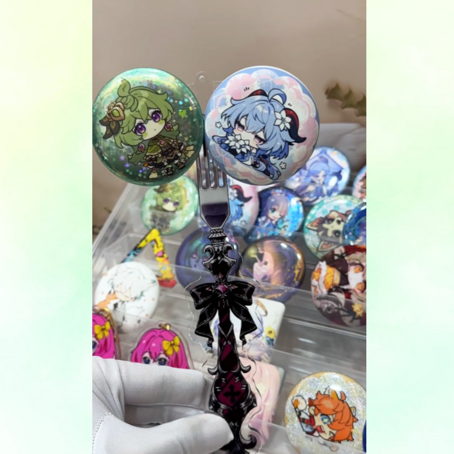 Gothic-Style Fork(Display your badges and pins)