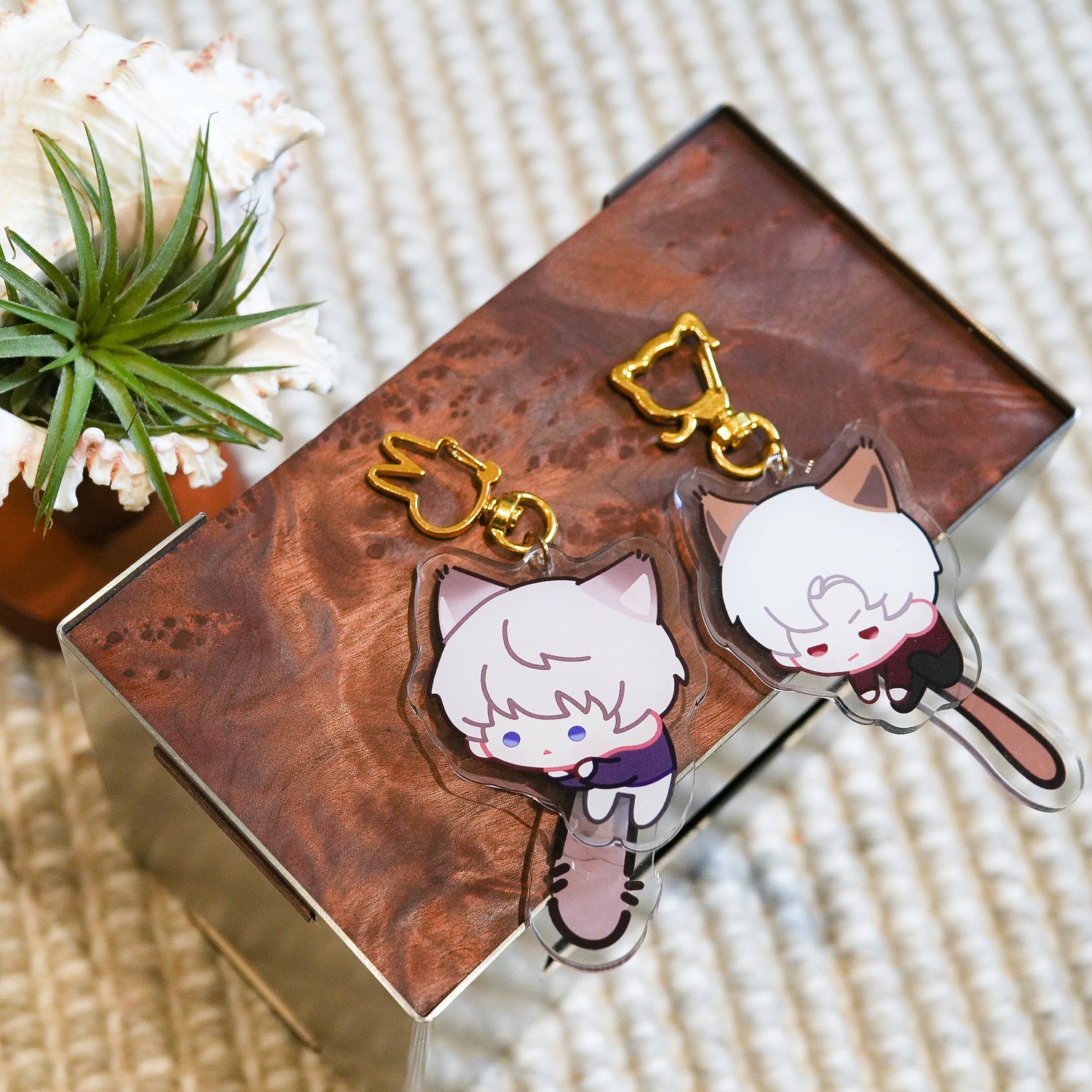 Custom Acrylic Tail-Wagging Keychains